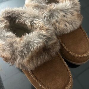 Cozy Brown Faux Fur Women's Shoes